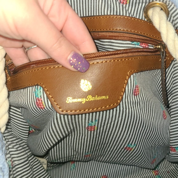 Tommy Bahama tote - Picture 6 of 6